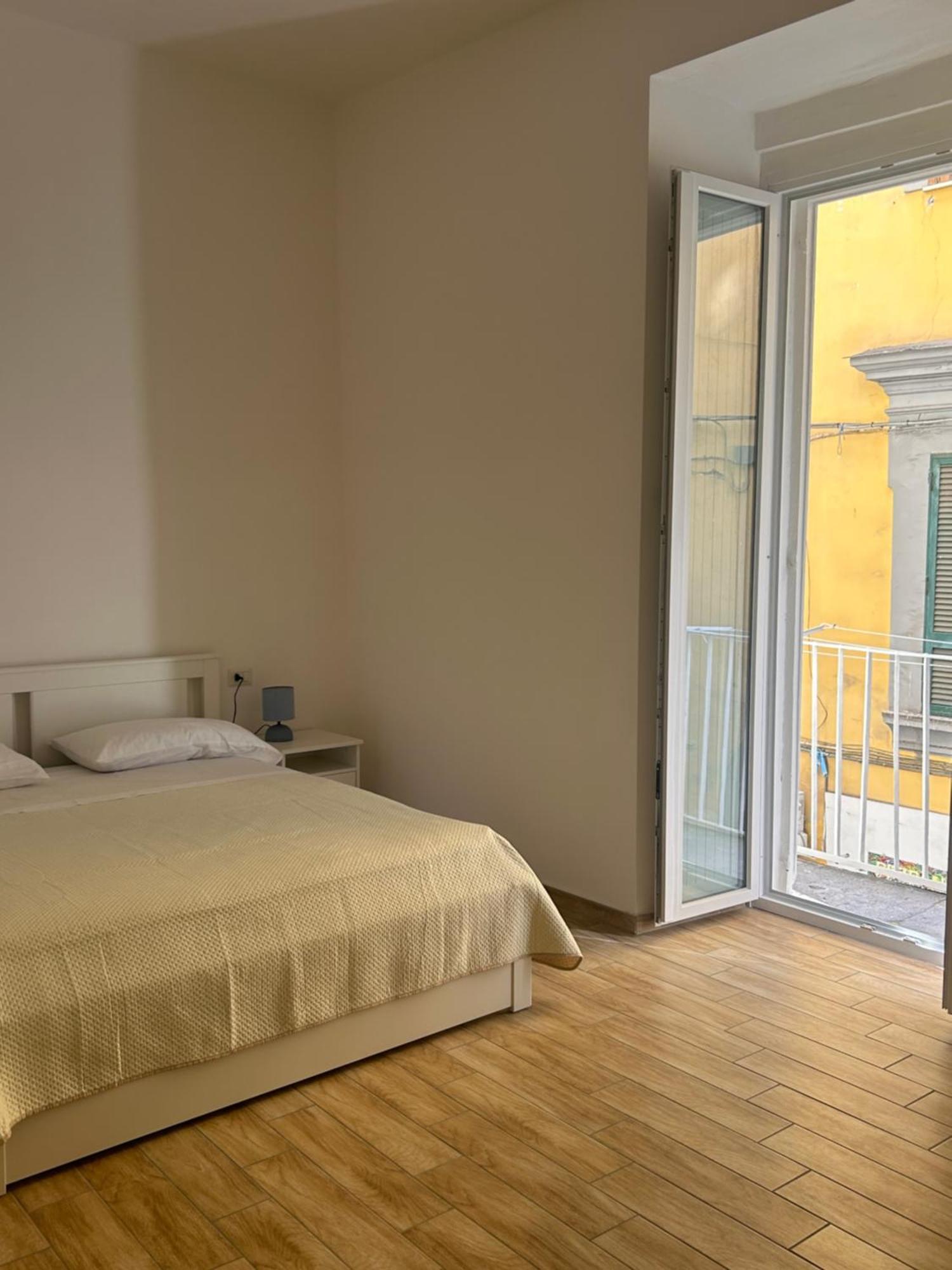 Suite Di Giordy Napoli Centro エクステリア 写真